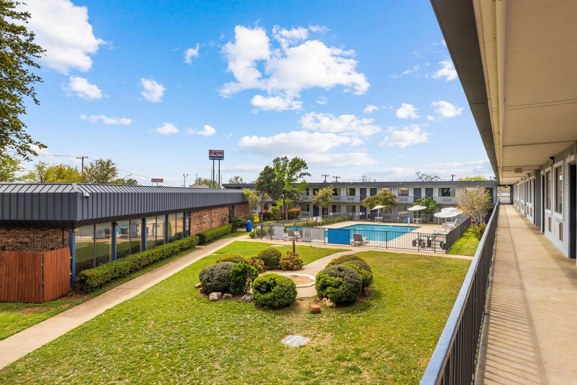 Americas Best Value Inn Fort Worth/Hurst Richland Hills Kültér fotó